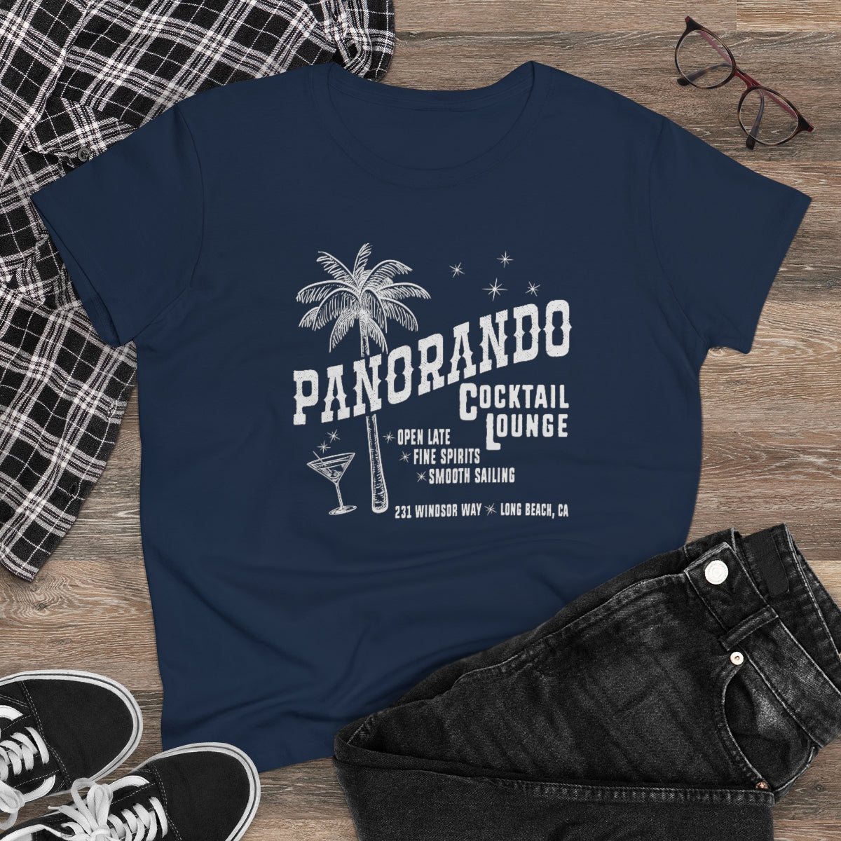Panorando Cocktail Lounge Women's Midweight Cotton Tee