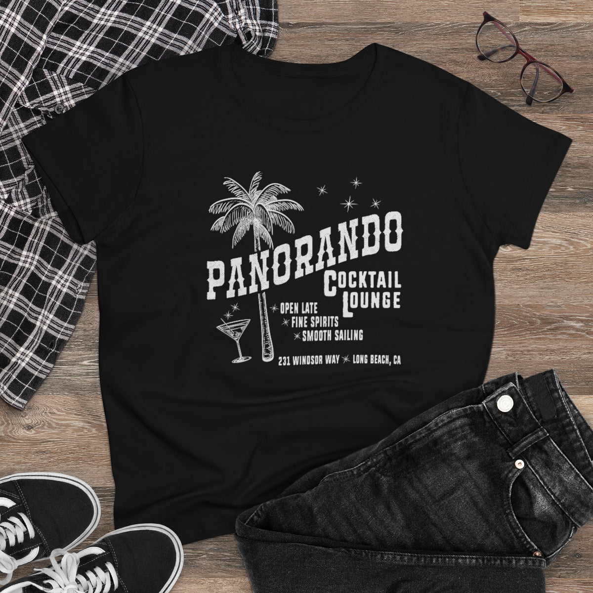 Panorando Cocktail Lounge Women's Midweight Cotton Tee